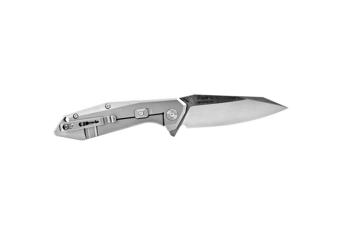 Couteau Ruike P135SF